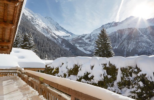 Argentiere Chalet De Esquí | Chalet de lujo de 7 dormitorios, cine, jacuzzi, sauna, chimenea, vistas increíbles, tranquilidad