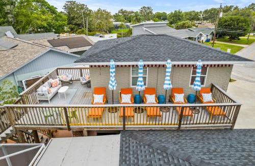 Seminole Casa | 7 Br Sleeps 22 Sport Court Heated Pool Putt Putt