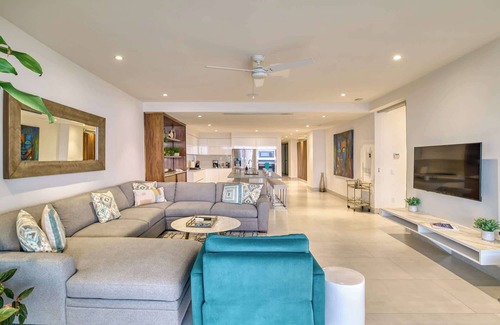 Conchas Chinas Apartamento | Impresionante condominio de lujo diseñado a medida