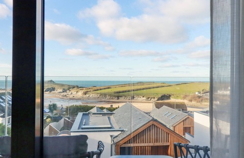 Porth Cabaña | 7 Longshore