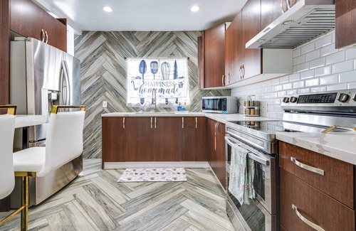 East Los Angeles Apartamento | 7 Mi to Downtown: East Los Angeles Apartment