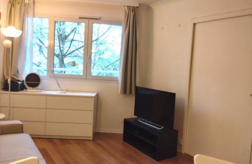 Gambetta Apartamento | 7 min walk Metro, ApartHotel, La Défense