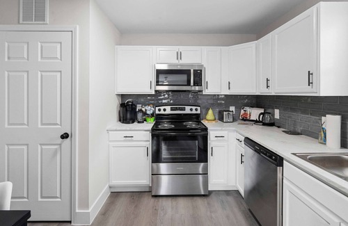 East Durham Casa | 7 Min walk to Golden Belt - 4 Min Drive to Downtown - 7 to Duke