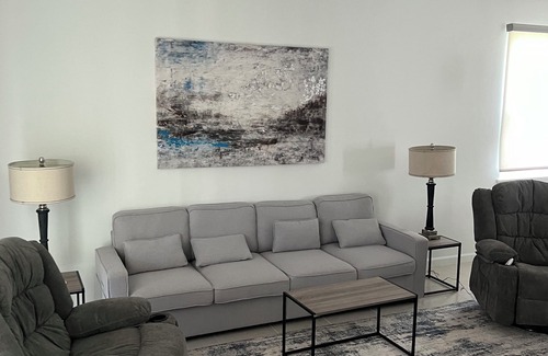 Englewood Villa | 7 minutes to Manasota Beach. Pools, bocce ball, pickleball, fitness center