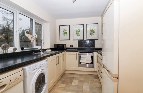 Ripley Cabaña | 7 Scarah Bank Cottages