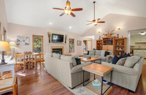 West Beach Casa | 70 Spotted Sandpiper Court by Akers Ellis Rentals