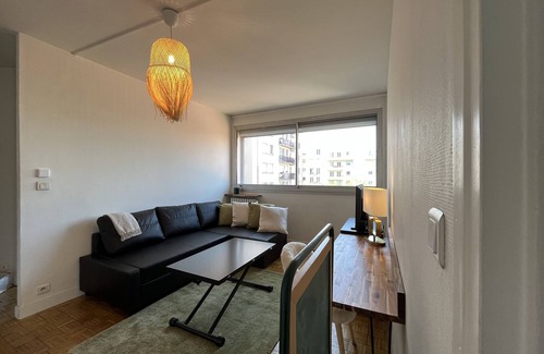 Montrouge Apartamento | 70m du Métro M4 Barbara, 2P Chic et Calme - 4 Personnes Maximum