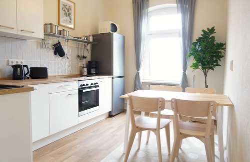 Ilversgehofen Apartamento | 70m2 Period-Apartment w/ 2BR, Smart-TV, parking
