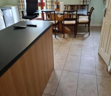 Sherborne St. John Apartamento | 75 Park Prewett Dbl room with beautiful bathroom