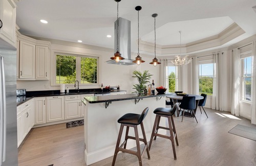 Asheville Villa | 7BR/5BA Asheville Luxury Mansion w/Sauna/ Steam/ Cold/Hottub/Gamerm/MovieTheatre