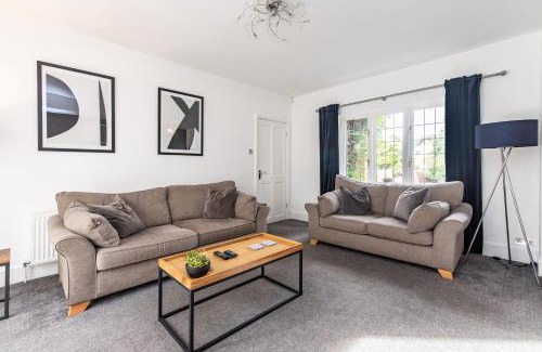 Stapleford Casa | 7BR Home in Nottingham-Perfect for Large Groups