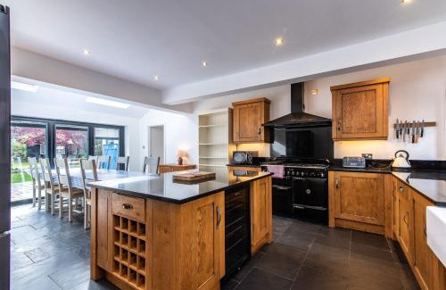 Stapleford Casa | 7BR Home in Nottingham-Perfect for Large Groups