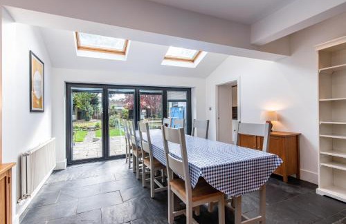 Stapleford Casa | 7BR Home in Nottingham-Perfect for Large Groups