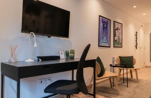 Santo Antonio dos Olivais Cama Y Desayuno | 7Min to Uni Sé-Velha - AC - Work Desk - 300MBs WiFi - Suite 4