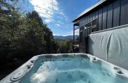 Clyde Casa | 7Ridge - Hot Tub & Stunning View
