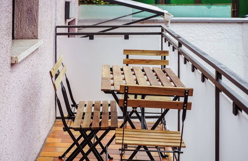 Kaiserslautern Condominio | 7Seas Apartment mit Balkon