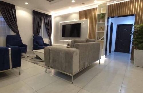 Alimosho Apartamento | 7th Rest Luxury Apartments