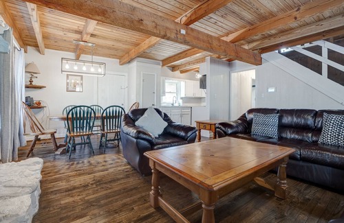 McCalla Cabina | 8 Bed Cabin, between Tuscaloosa and Bham, Close to Golf Courses