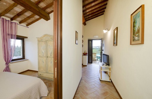 Acquasparta Otro | 8 Bedroom Agritourism property in TERNI