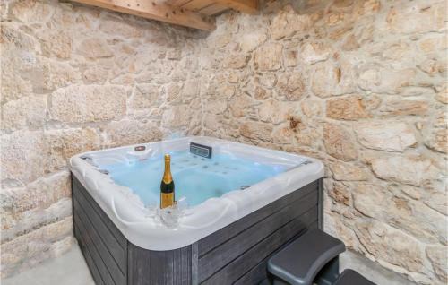 Tribalj Casa | 8 Bedroom Cozy Home In Tribalj