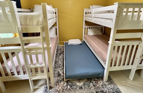 Smith's Memento Casa | 8 beds! Steps to Ocean Center | Cowboy Pool | Beach