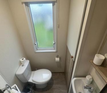 Selsey Casa | 8 Birth Holiday Home