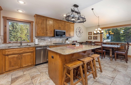Breckenridge Casa | 8 Crown Drive by Summit County Mountain Retreats