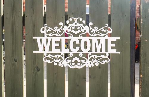 Ormskirk Casa | 8 Heatons Bridge Road