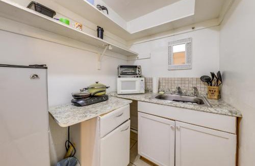 Miramar Apartamento | 8 Mi to Beach! Miramar Guest Suite with Pool Access