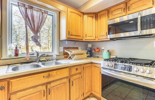 Laotto Casa | 8 Mi to Dtwn: Family-Friendly Home in Fort Wayne!