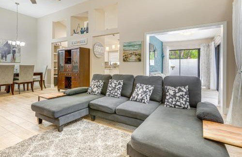 Palm City Casa | 8 Mi to Stuart Beach Home with Pool Access!