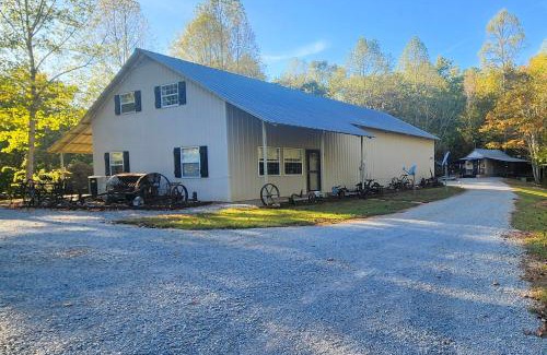 Unaka Casa | 8 Mi to Tellico Plains House and Cabin Near Trails!