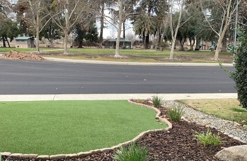 Clovis Casa | 8 min. to Oldtown Clovis CA Nice No Smoking home, HotTub and park across the str
