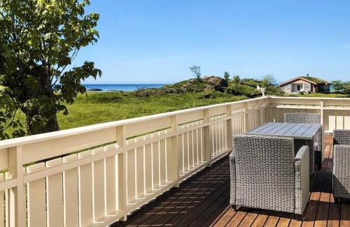 Bremanger Casa | 8 person holiday home in Bremanger