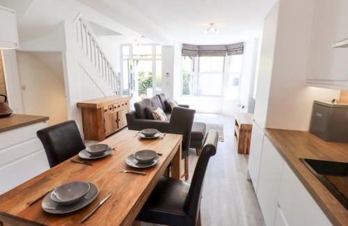 Waterhead Casa | 8 Waterhead Terrace