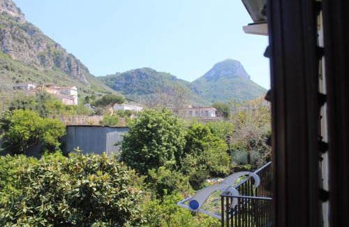 Meta Casa | 80062 Cute House - De Vivo Realty Meta di Sorrento