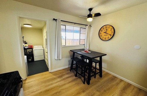 Farmington Casa | 800ft From Starbucks! Townhouse! Central Location!
