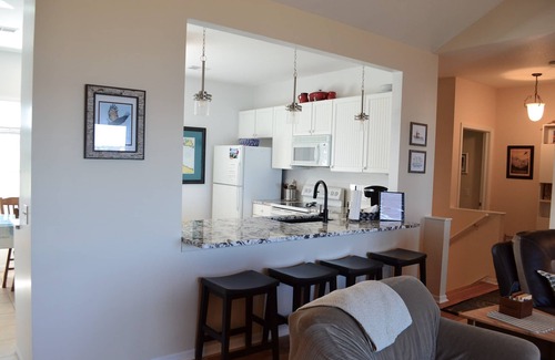 Mackinaw City Condominio | 83 Bridgeview Retreat