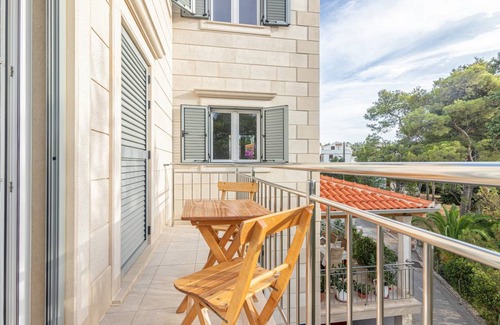 Sutivan Apartamento | 83 m² Apartamento ∙ 3 habitaciones ∙ 6 huéspedes