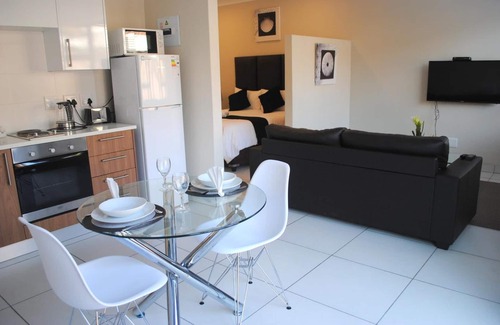 Greater Johannesburg Metropolitan Area Apartamento | 86 Edison Guest Lodge