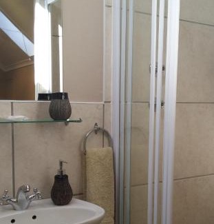 Oudtshoorn Casa | 88 Baron van Reede Guesthouse