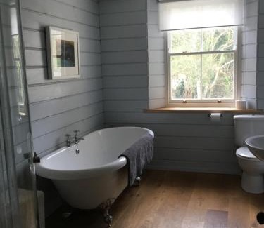 Haverfordwest Casa | 8a Spring Gardens