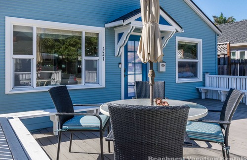 Eastside Santa Cruz Casa | 8th Avenue Cottage - ¡4 minutos a pie de la playa!