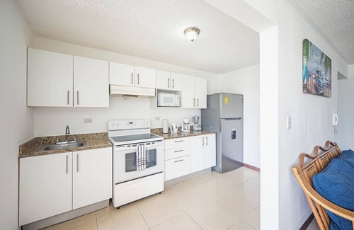 Barrio Santa Lucía Condominio | 9-26 Jaco Beach Beautiful Costa Linda Condo penthouse with pool view, coworking