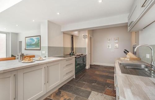 Keswick Casa | 9 Bed in Keswick SZ238