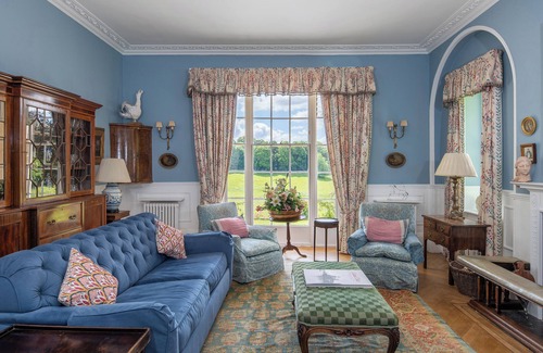 Shrewton Cabaña | Alojamiento de 9 habitaciones en Shrewton, near Salisbury