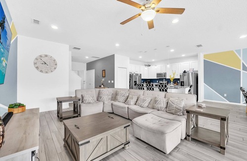 Loughman Complejo | 10 bedroom, 🏰 Disney themed @ Solterra Resort w/no rear neighbor