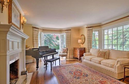 Broadmoor Casa | 9 Broadmoor Ave