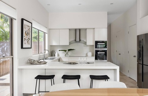 Noosa Heads Casa | 9 Little Cove Rd, Noosa Heads - Rest & Relax