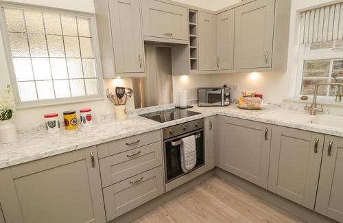 Belford Cabaña | 9 Station Cottages